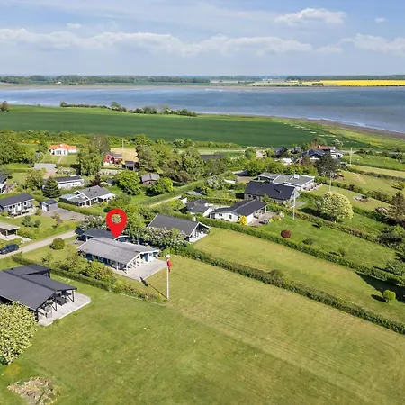Feriehus Stunning In With Kitchen Odder